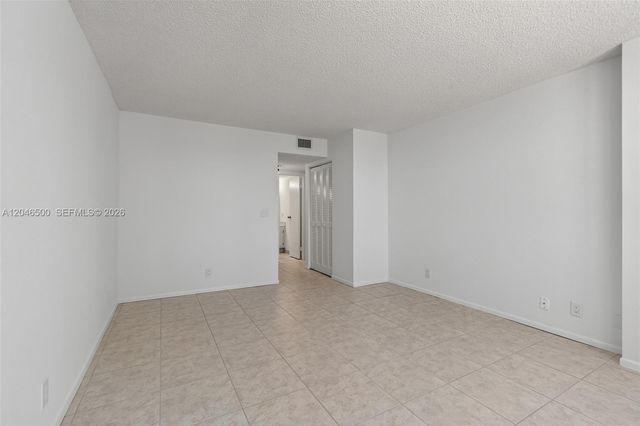 2301 S Ocean Dr 1004, Hollywood, FL 33019