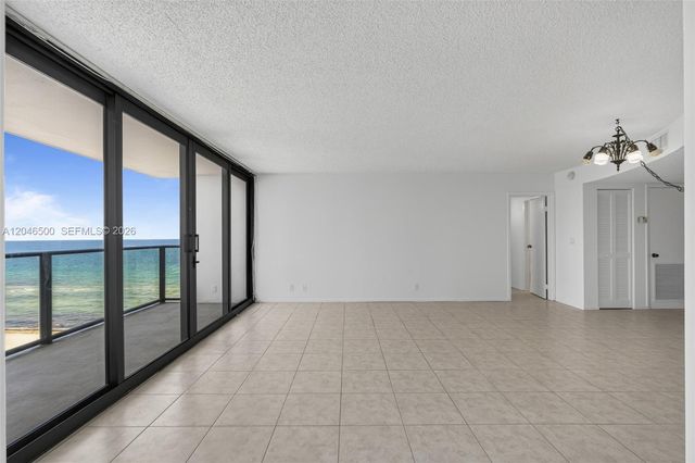 2301 S Ocean Dr 1004, Hollywood, FL 33019