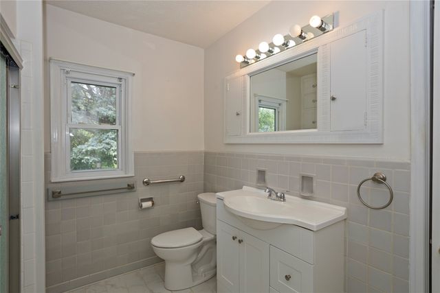 2131 Watrous Avenue, Des Moines, IA 50321