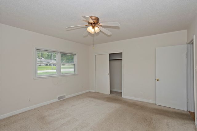 2131 Watrous Avenue, Des Moines, IA 50321