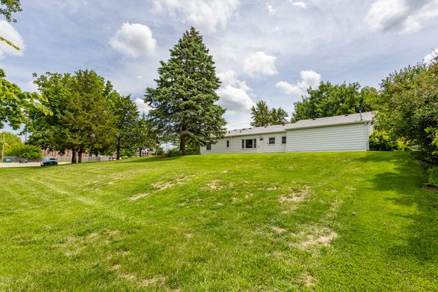 2131 Watrous Avenue, Des Moines, IA 50321