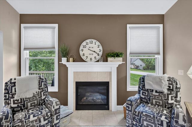 13141 Harbor Landings Drive 76, Fenton Charter Township, MI 48430