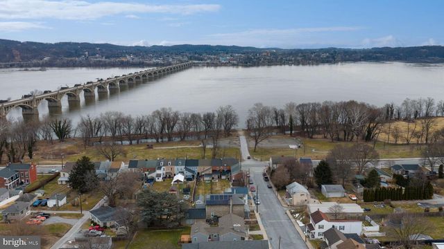 334 S FRONT ST, Wrightsville, PA 17368