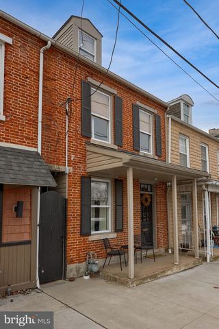 334 S FRONT ST, Wrightsville, PA 17368