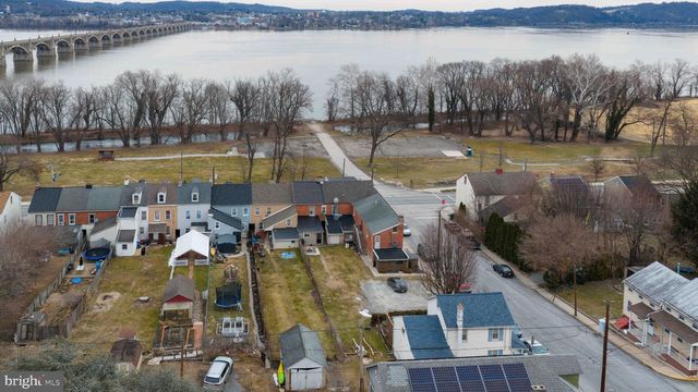 334 S FRONT ST, Wrightsville, PA 17368