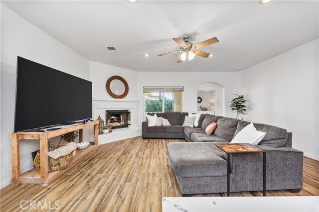 10125 Pavillion, Bakersfield, CA 93312