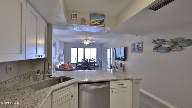 2615 S Atlantic Ave Apt 3F, Daytona Beach Shores, FL 32118
