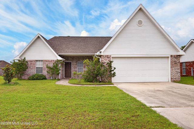 2212 Paula Circle, Ocean Springs, MS 39564