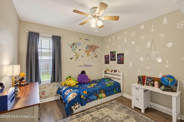 2212 Paula Circle, Ocean Springs, MS 39564