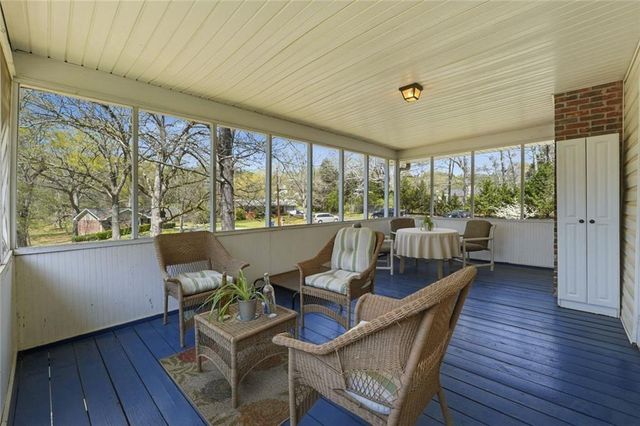 536 Valleyview Drive, Winder, GA 30680