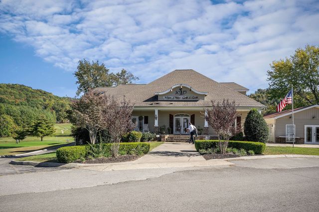 1434 N Plantation Dr, Cookeville, TN 38506