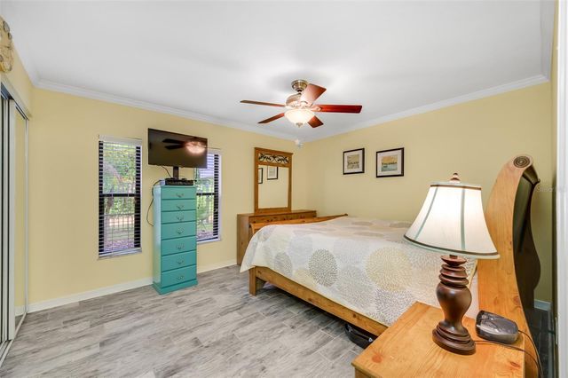 708 LYNDHURST 104, Dunedin, FL 34698