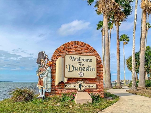 708 LYNDHURST 104, Dunedin, FL 34698