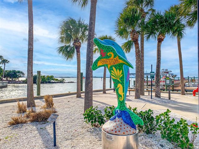 708 LYNDHURST 104, Dunedin, FL 34698