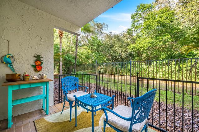 708 LYNDHURST 104, Dunedin, FL 34698