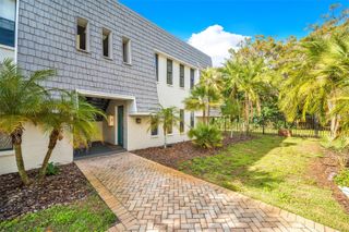 708 LYNDHURST 104, Dunedin, FL 34698