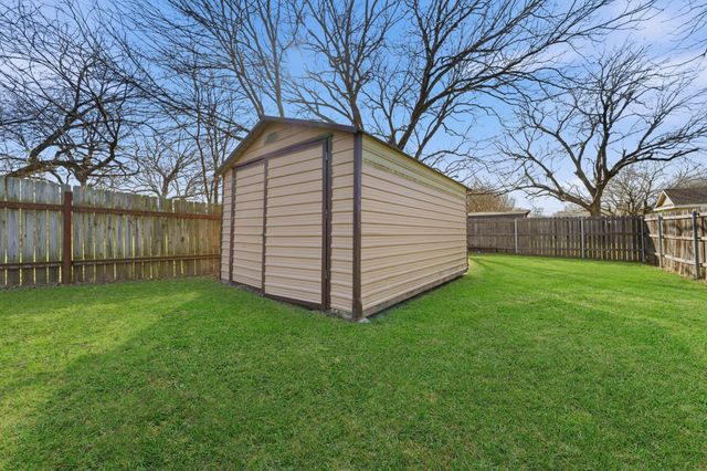 502 S 8th Street, Valley Mills, TX 76689