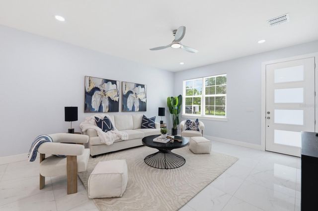 8119 N DAKOTA AVENUE, Tampa, FL 33604
