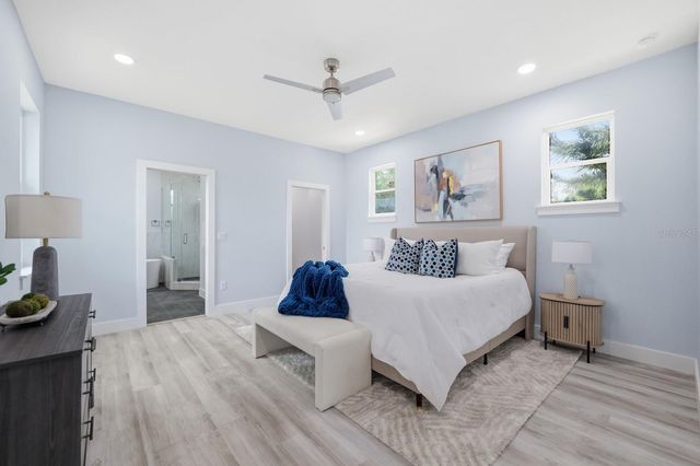 8119 N DAKOTA AVENUE, Tampa, FL 33604