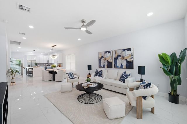 8119 N DAKOTA AVENUE, Tampa, FL 33604