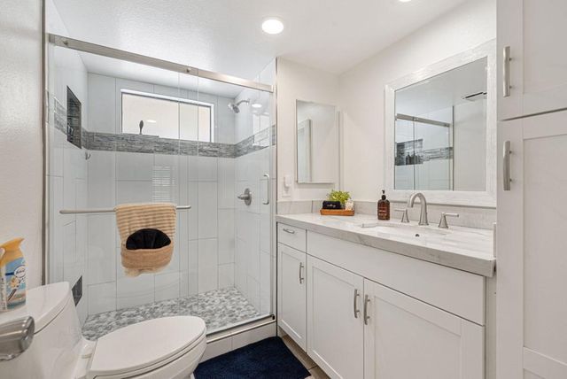 40733 La Costa Circle E, Palm Desert, CA 92211