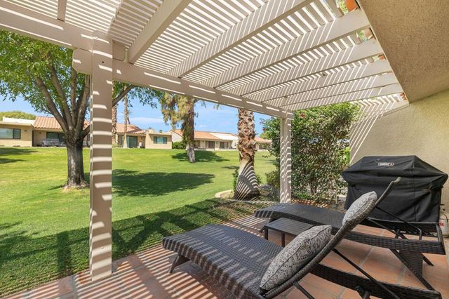 40733 La Costa Circle E, Palm Desert, CA 92211
