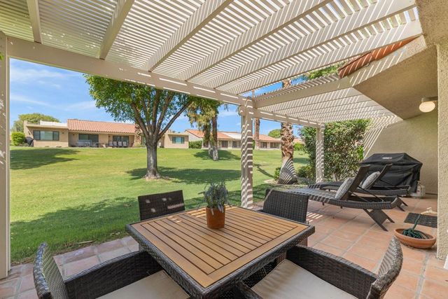 40733 La Costa Circle E, Palm Desert, CA 92211