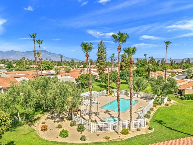 40733 La Costa Circle E, Palm Desert, CA 92211