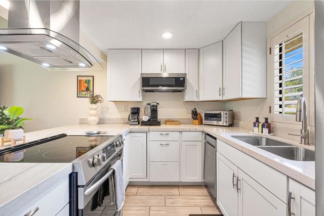 40733 La Costa Circle E, Palm Desert, CA 92211