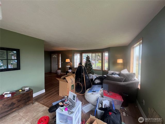 110 Grande Vista Drive, Winlock, WA 98596