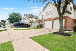 10227 W Rolleston Lane, Houston, TX 77034
