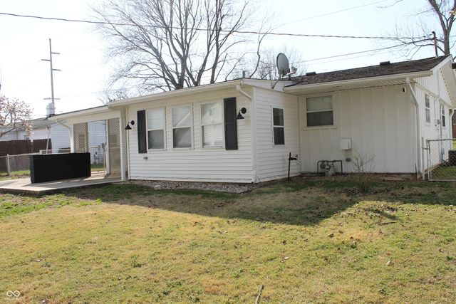 1548 Westgate Road, Seymour, IN 47274
