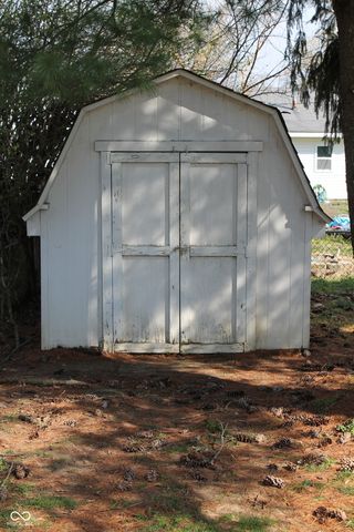 1548 Westgate Road, Seymour, IN 47274