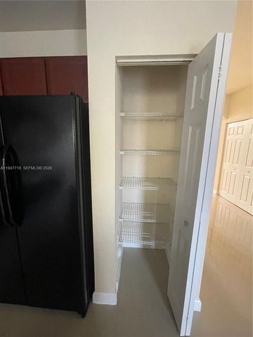 10417 SW 231st Ter, Miami, FL 33190