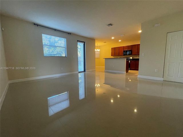 10417 SW 231st Ter, Miami, FL 33190