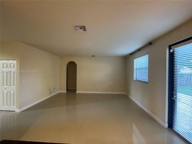 10417 SW 231st Ter, Miami, FL 33190