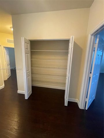 10417 SW 231st Ter, Miami, FL 33190