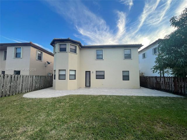 10417 SW 231st Ter, Miami, FL 33190