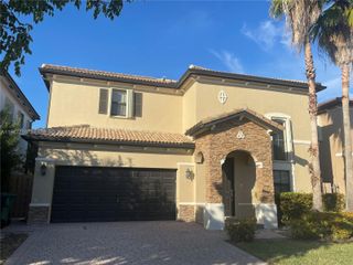 10417 SW 231st Ter, Miami, FL 33190