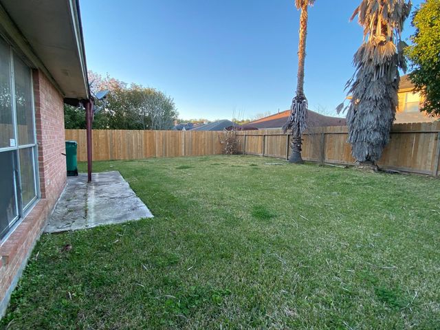 12427 Chalmette Street, Houston, TX 77015