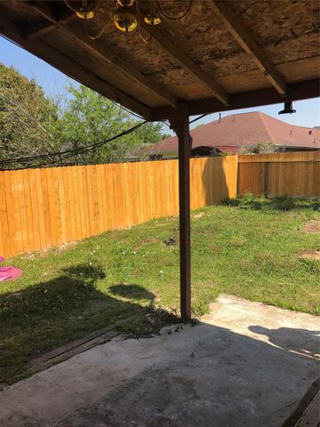 12427 Chalmette Street, Houston, TX 77015