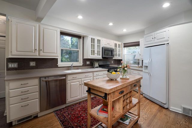2630 N 88th STREET, Wauwatosa, WI 53226