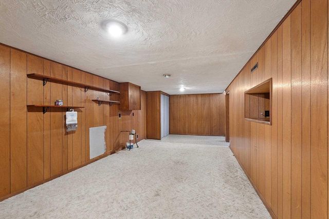 923 AMHART DRIVE, De Pere, WI 54115
