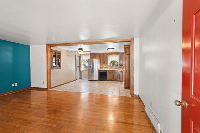 923 AMHART DRIVE, De Pere, WI 54115