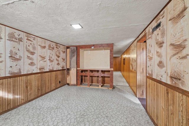 923 AMHART DRIVE, De Pere, WI 54115