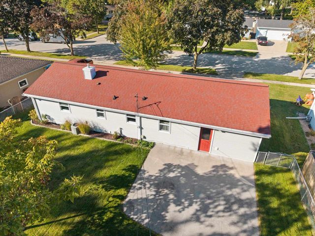 923 AMHART DRIVE, De Pere, WI 54115