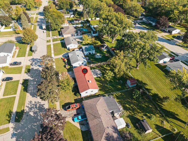 923 AMHART DRIVE, De Pere, WI 54115