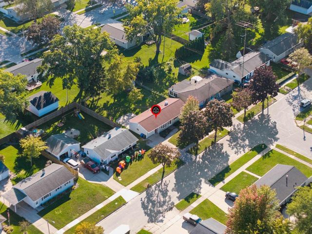 923 AMHART DRIVE, De Pere, WI 54115