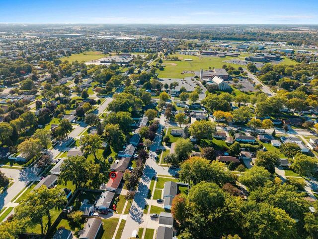 923 AMHART DRIVE, De Pere, WI 54115