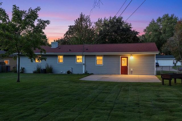 923 AMHART DRIVE, De Pere, WI 54115